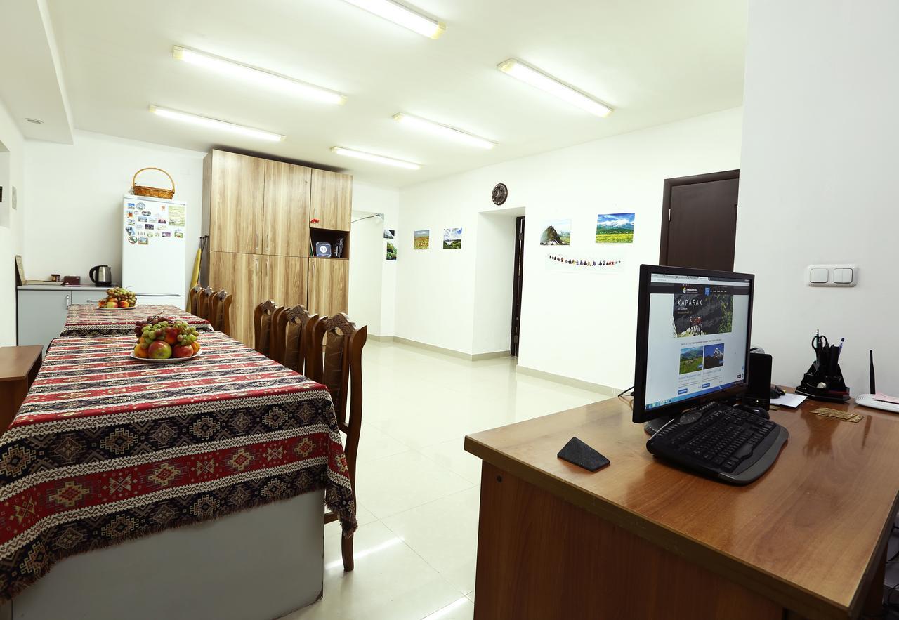 Byron Hostel Ереван Екстериор снимка